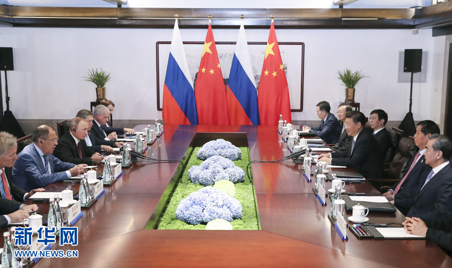 習近平會見俄羅斯總統普京