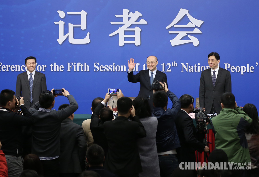 國家質(zhì)檢總局局長支樹平等就“質(zhì)量提升”答記者問