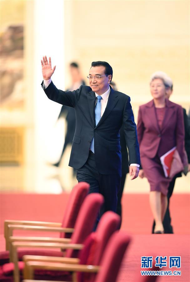 李克強總理與中外記者見面