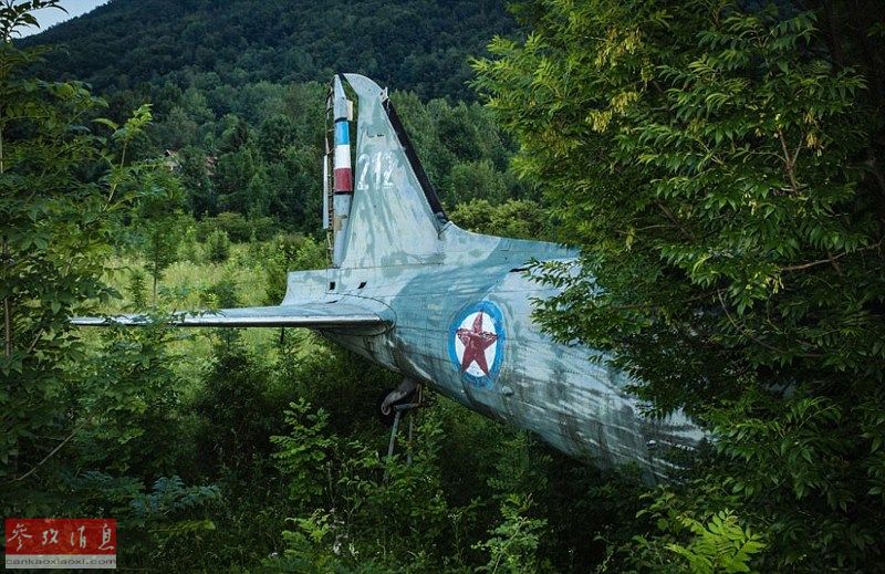 雜草叢生：歐洲最大廢棄空軍基地曝光