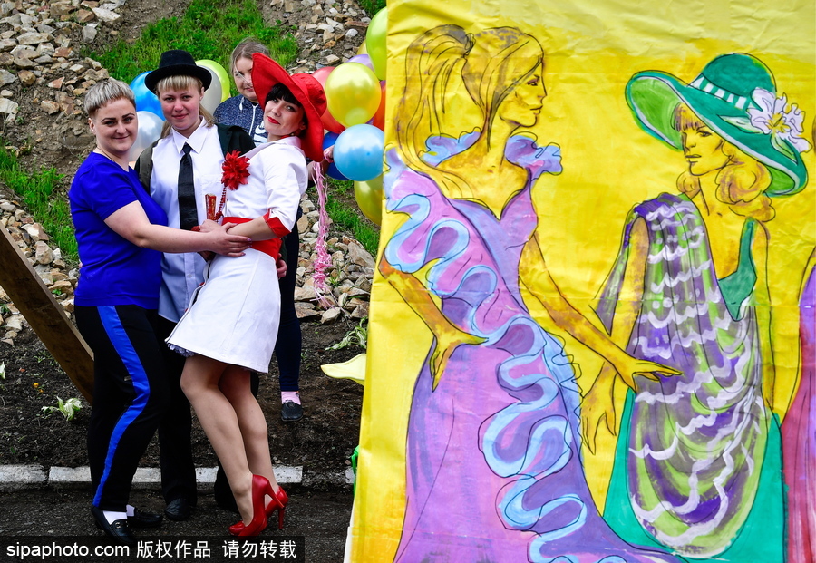 不輸超模！俄羅斯女子監獄舉行時裝秀