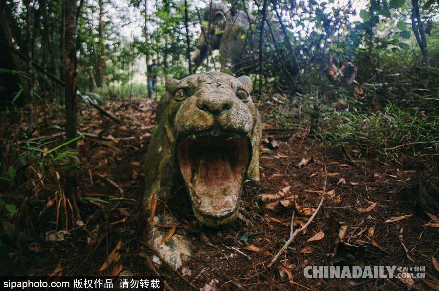 馬來西亞廢棄主題公園 似現實版侏羅紀公園