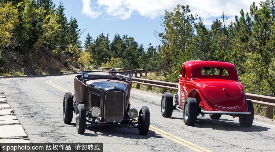 美國舉行Hot Rod爬坡賽 超炫酷復古改裝車齊亮相