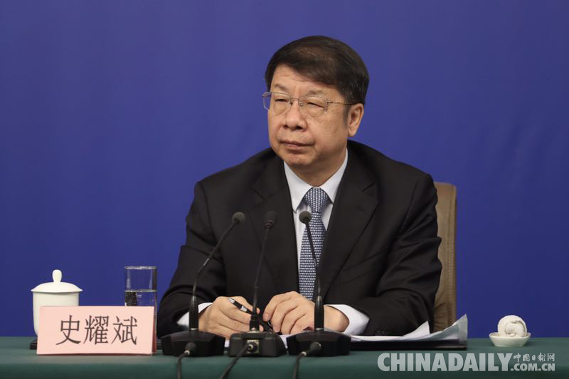 財(cái)政部部長肖捷等就“財(cái)稅改革和財(cái)政工作”答記者問