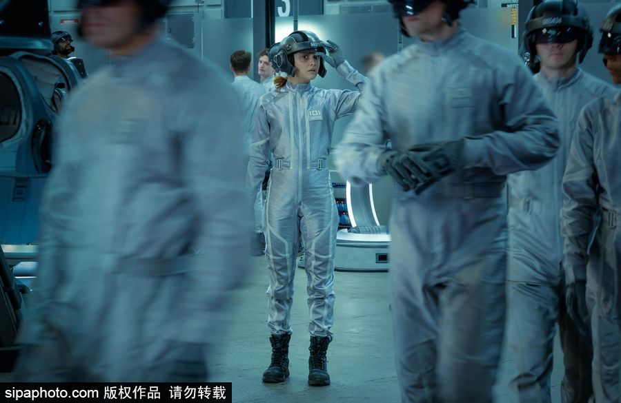電影《頭號(hào)玩家》劇照海報(bào) 斯皮爾伯格8年來票房首過3億