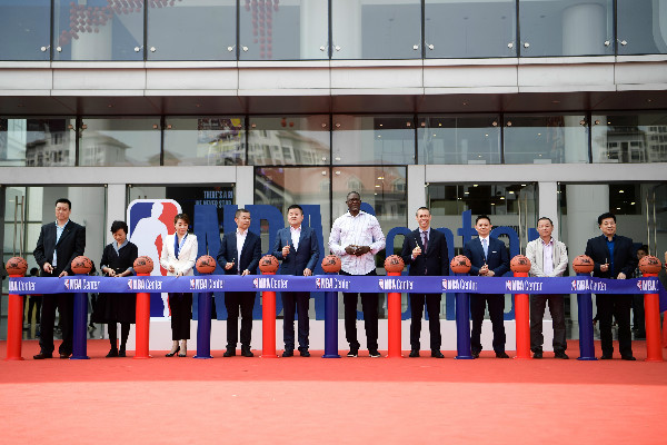 全球首座NBA中心天津武清開業，球星威爾金斯出席慶典