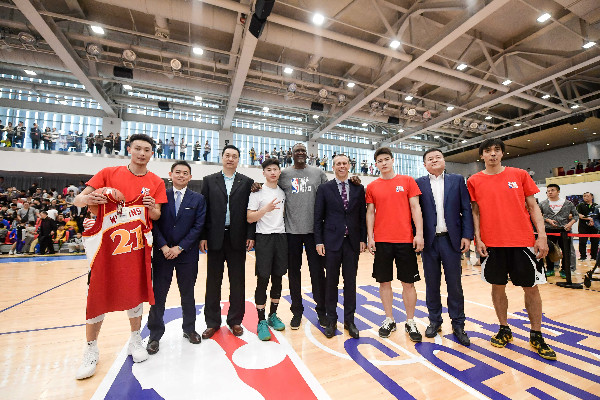 全球首座NBA中心天津武清開業，球星威爾金斯出席慶典
