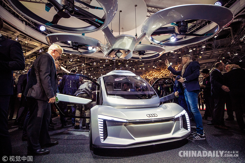 飛行汽車2020年將投入使用 在天上開(kāi)車你準(zhǔn)備好了么？