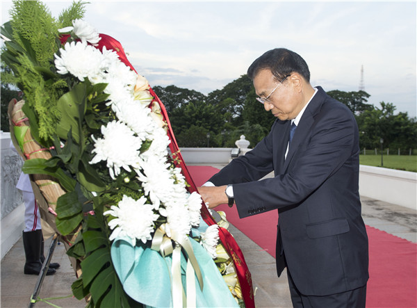李克強總理正式訪問老撾 雙方將穩(wěn)步推進中老鐵路等大項目建設(shè)